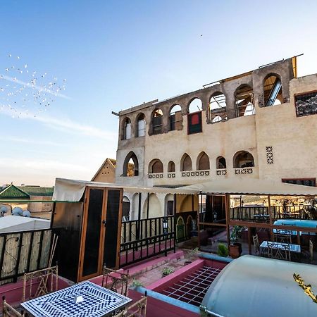 Riad Skilffo เฟส ภายนอก รูปภาพ