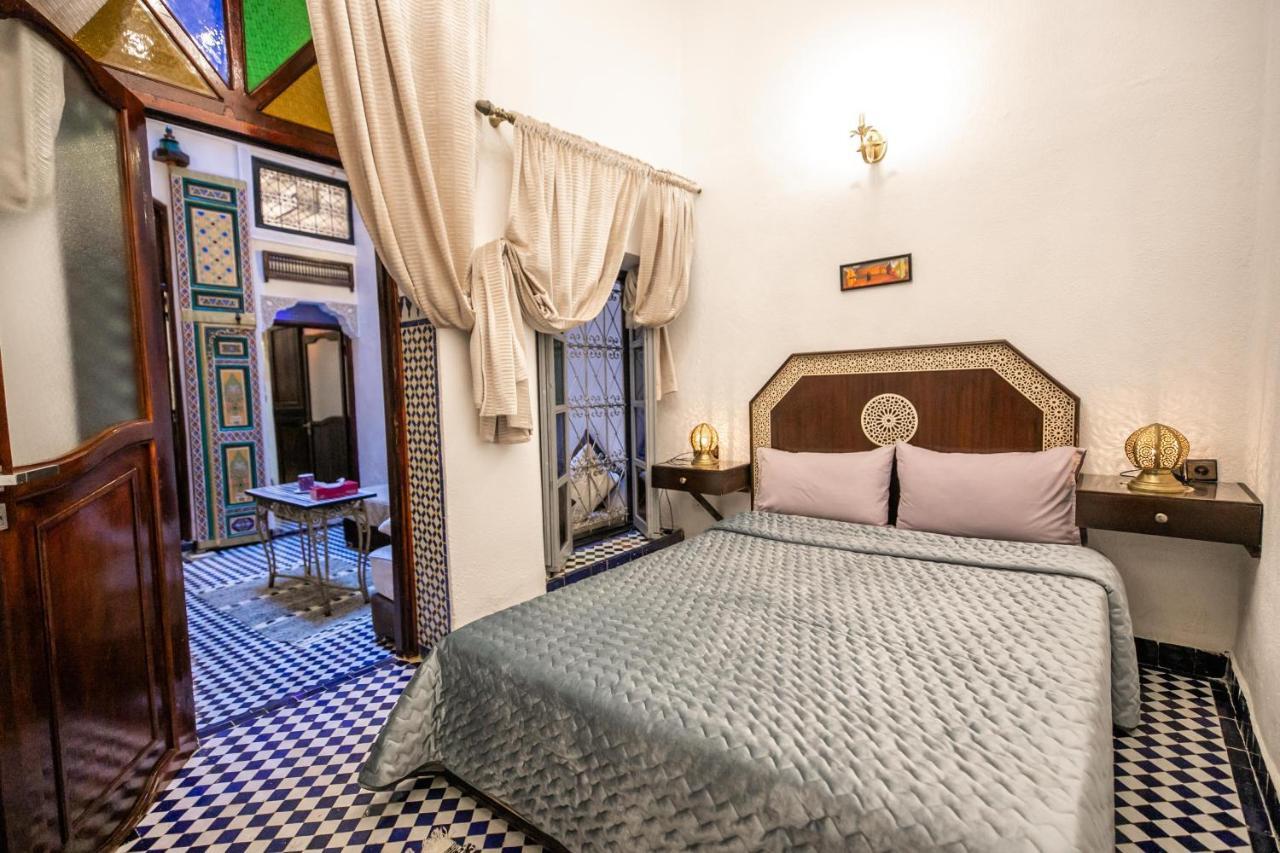 Riad Skilffo เฟส ภายนอก รูปภาพ