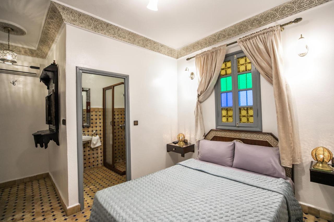 Riad Skilffo เฟส ภายนอก รูปภาพ