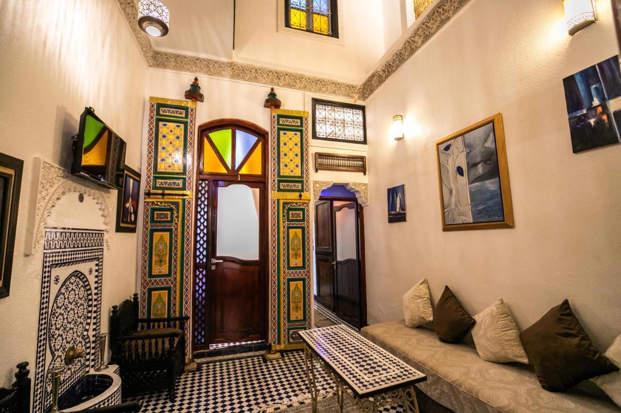 Riad Skilffo เฟส ภายนอก รูปภาพ