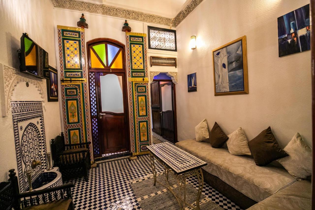 Riad Skilffo เฟส ภายนอก รูปภาพ