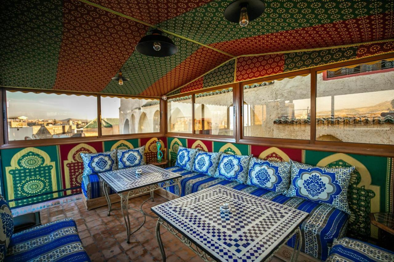 Riad Skilffo เฟส ภายนอก รูปภาพ