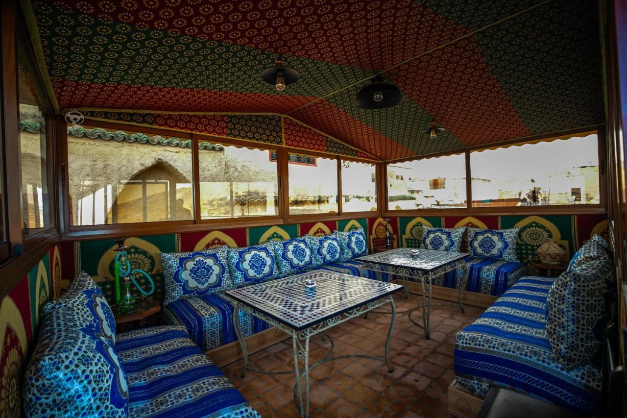 Riad Skilffo เฟส ภายนอก รูปภาพ