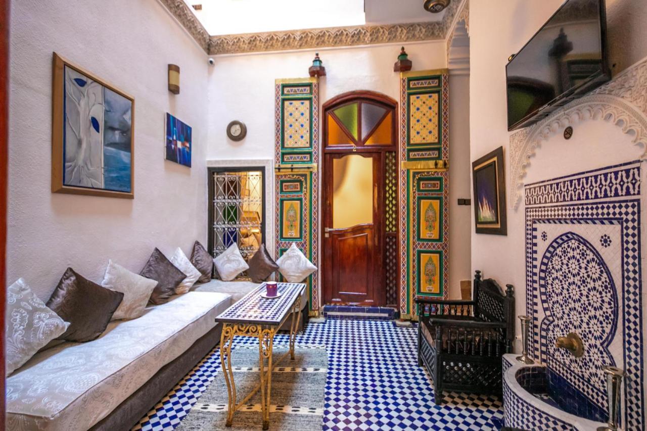 Riad Skilffo เฟส ภายนอก รูปภาพ